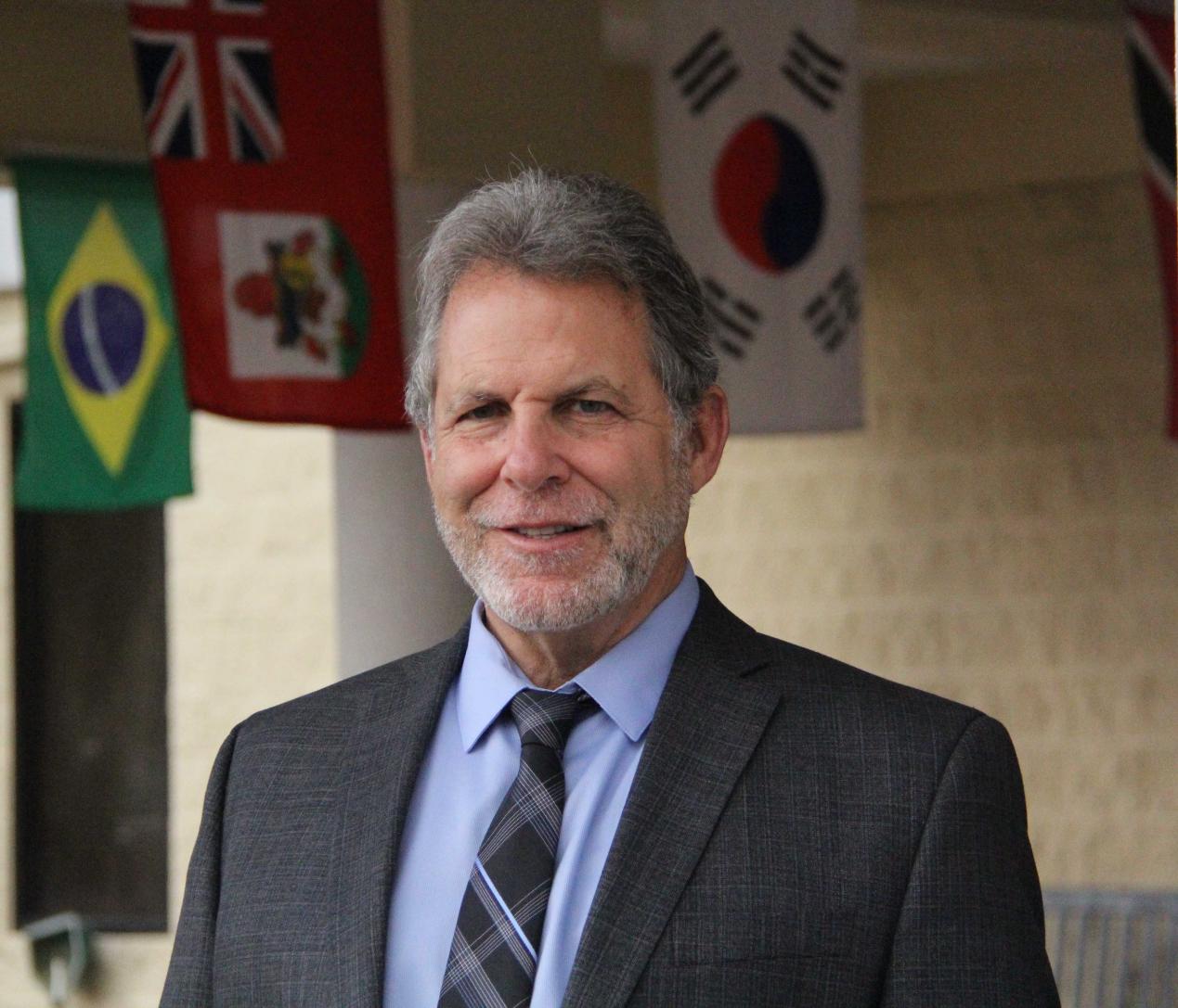 ԤѧУУDr. Jack Delman.jpg