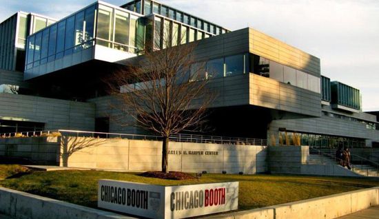 芝加哥大学布斯商学院.jpg