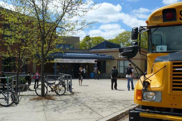 Oakville Trafalgar High school.jpg