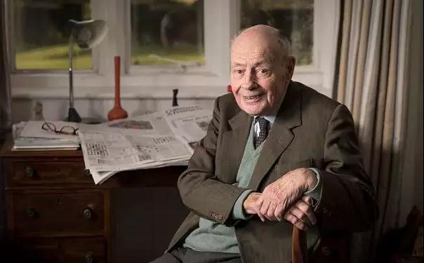 LloydsеϯJeremy Morse.jpg