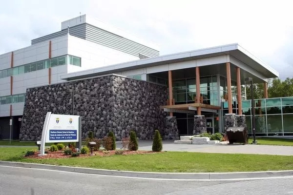 劳伦森大学 4.webp.jpg