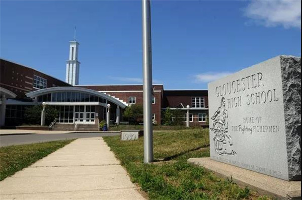 Gloucester High School.jpg