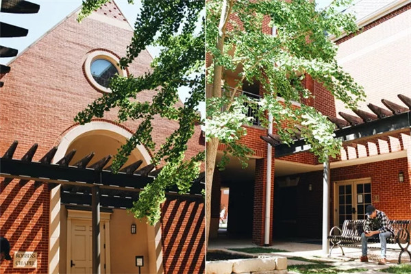 Brooks Residential College-Robbins Chapel courtyard.webp.jpg