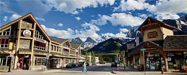 ʡ  CanmoreAB.webp.jpg