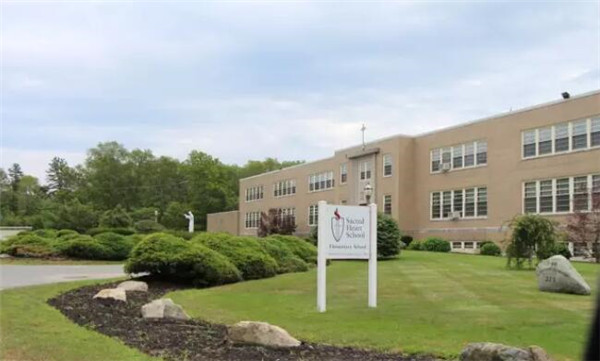 ʥѧУ-<a href=http://www.chinazhaolong.com/ target=_blank class=infotextkey>ѧ</a> (1).jpg