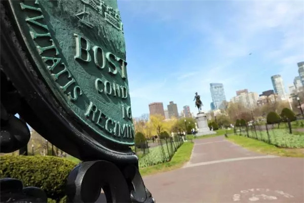 萨福克大学 (28).jpg