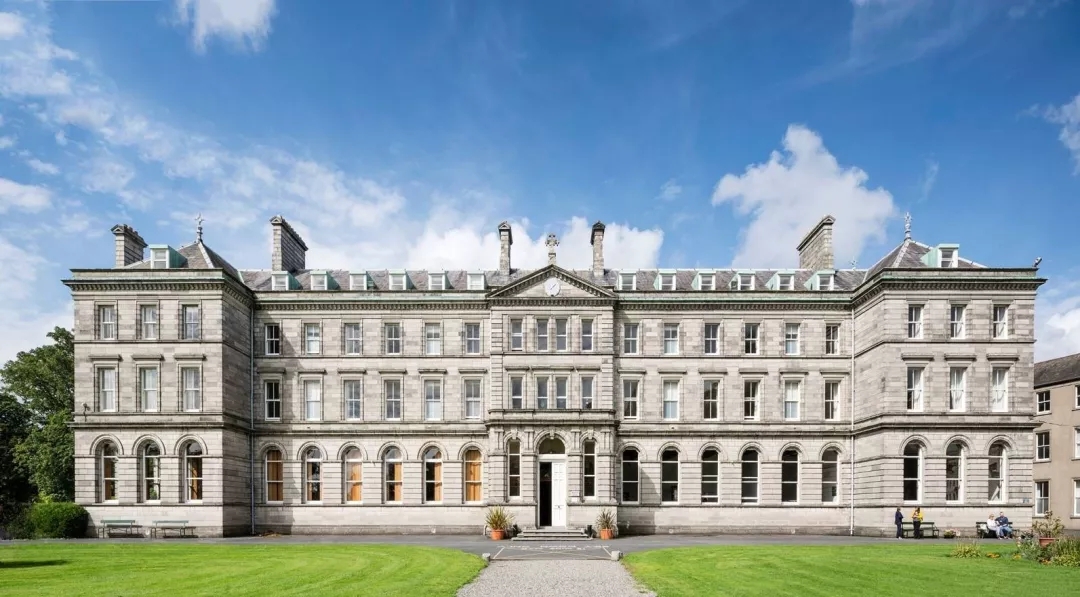 DCUУ԰1.webp (1).jpg