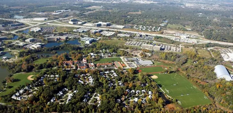 Lake Forest AcademyɭѧԺ (1).jpg