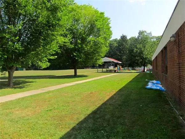 Easton Country Day School˹ٹѧУ (1).jpg