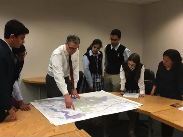 MITսǵѧ˹ Ա˹ٵĻԴ⣬ҳսĿ.webp.jpg