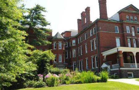 ѧWesttown School-1.jpg