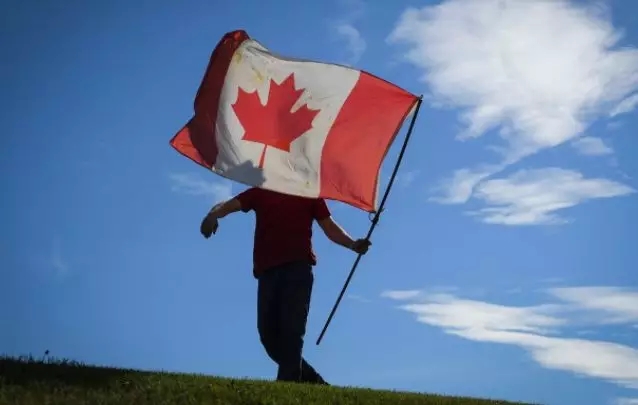 加拿大2月2日宣布:不会跟随美国和澳洲限制中国人入境!
