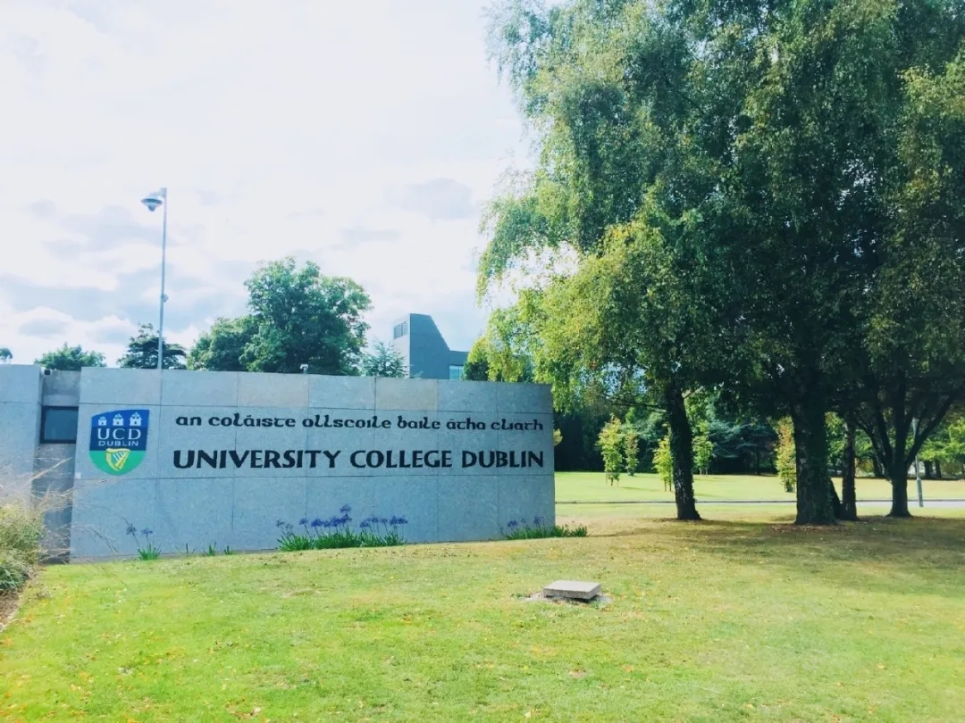 UCDУ԰ɫ (1).jpg