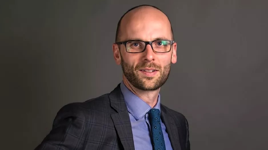 Erik Hadley2003컯ѧרҵ.webp.jpg