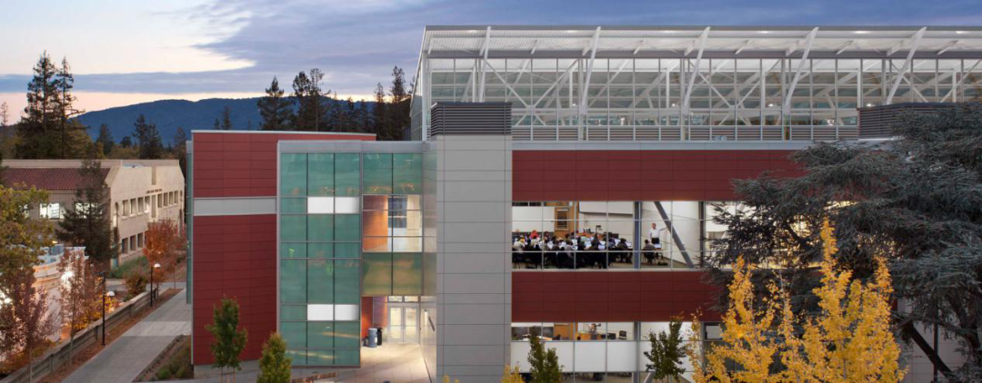 ϰѧԺ  De Anza College0.jpg