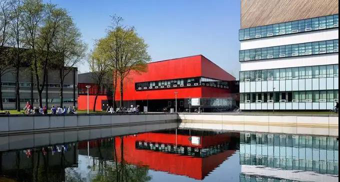 屯特大学在荷兰地位.jpg